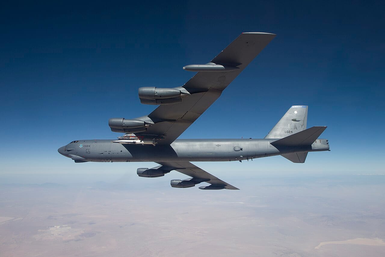 The X-51A Waverider hypersonic test vehicle, an earlier expendable hypersonic aircraft, photographed during its final flight in 2013.